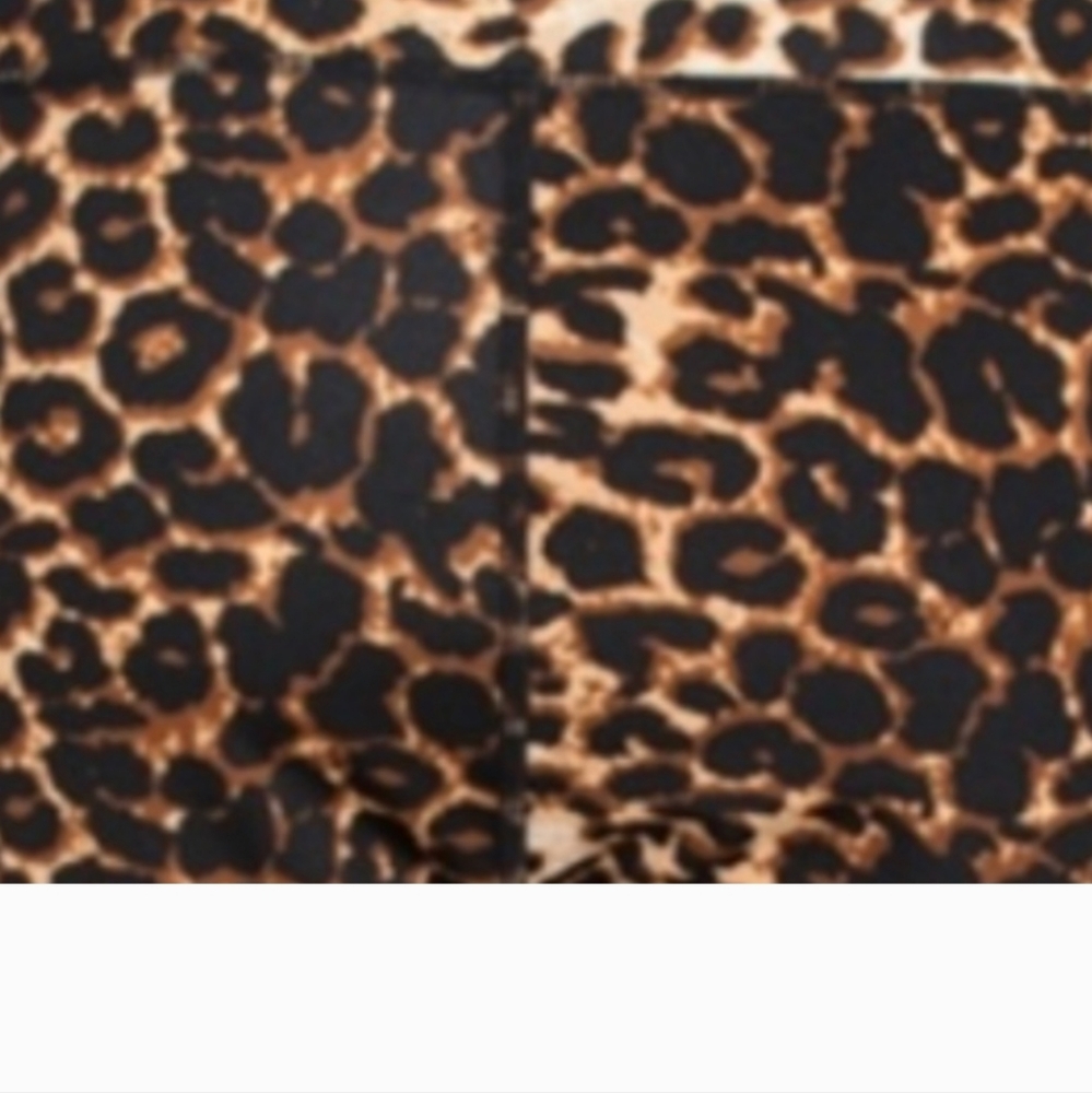 Sexy Leopard workout bike shorts - Picture 3 of 5